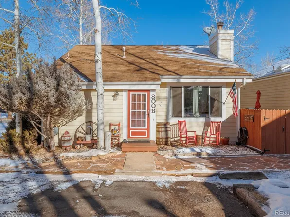 800 Columbine Village Drive, Woodland Park, CO 80863