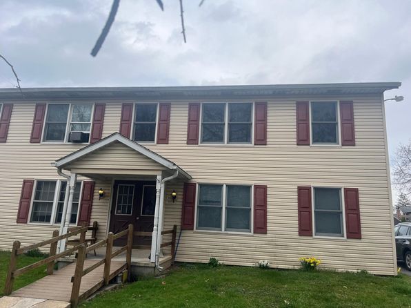 12 N Reamstown Rd #8