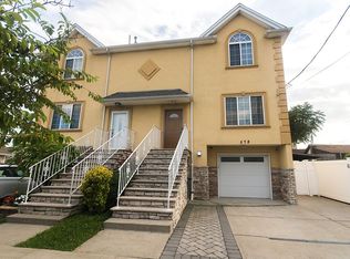 578 Hunter Ave, Staten Island, NY 10306
