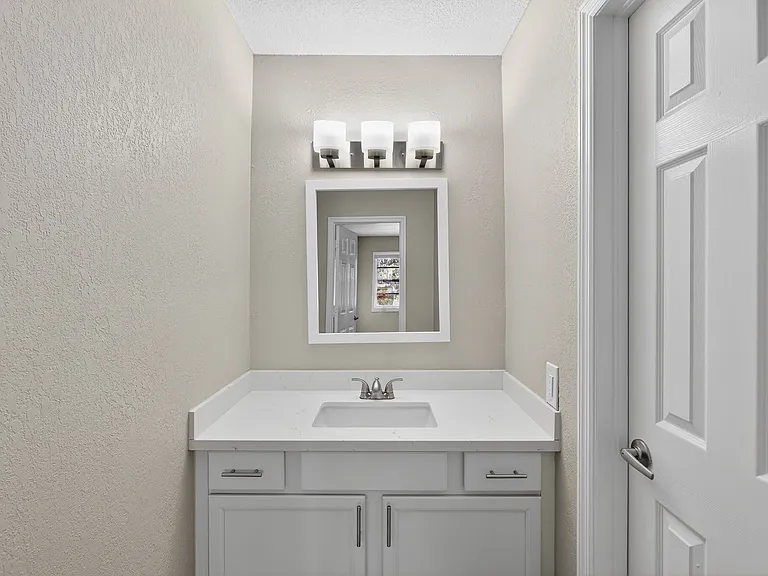 Willow Brooke Apartments — Photo 11