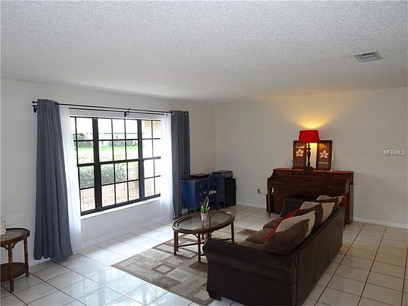 2nd image of 2711 Saint Cloud Oaks Dr