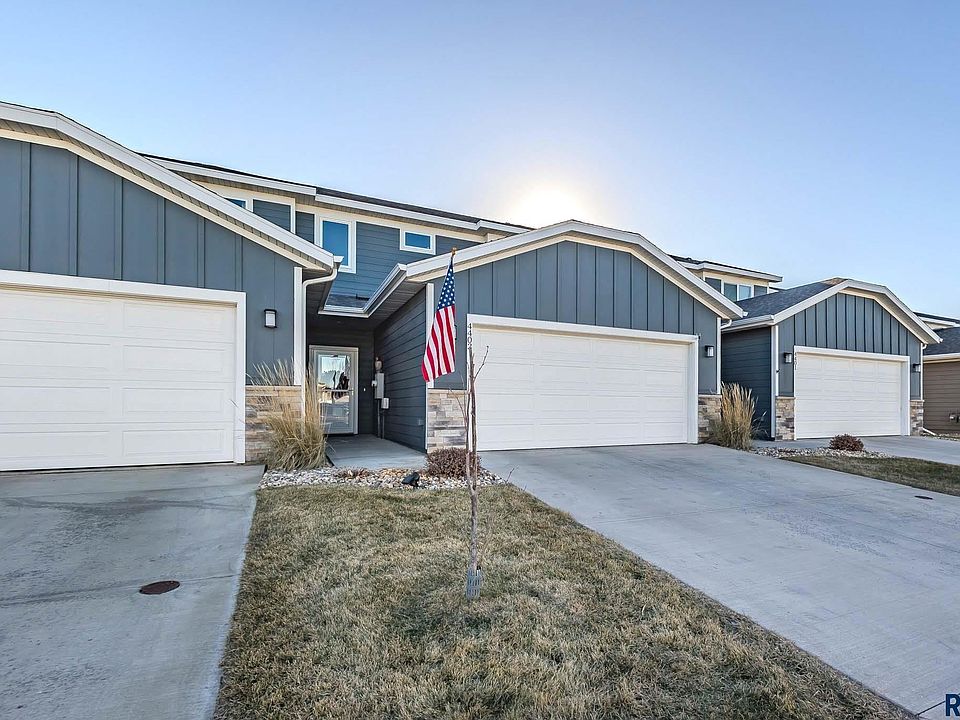 1st image of 4403 E Leubecher Pl