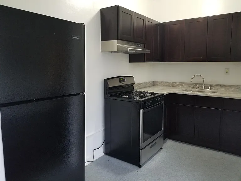 1505 Edgewood Ave #B3 — Photo 2