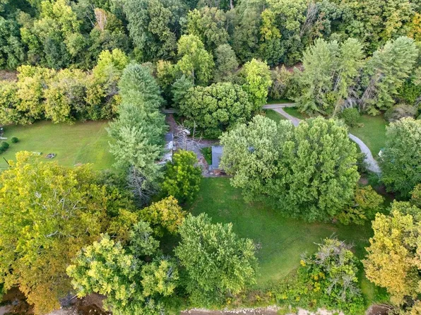 652 Caboose Ln, Pembroke, VA 24136