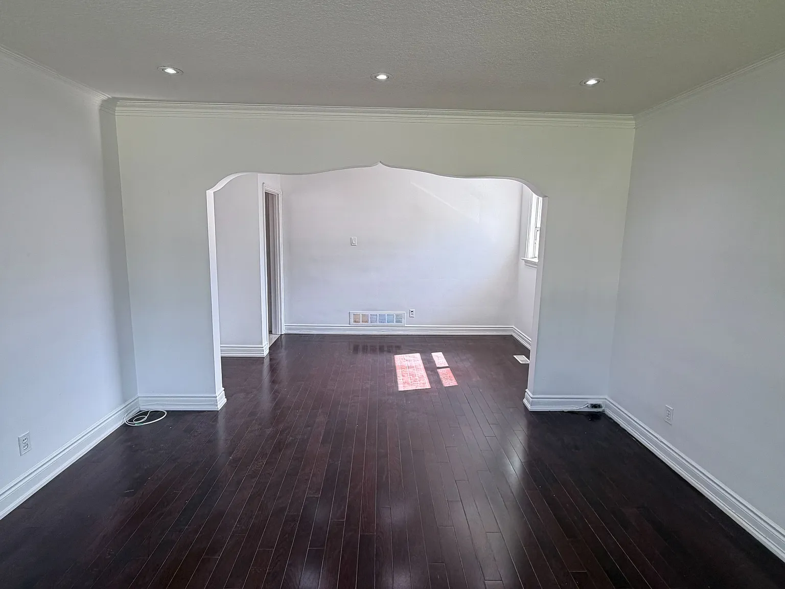 3 bed, $2,550 — Photo 3
