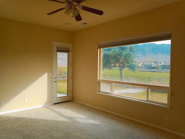 629 Saint Andrews Dr — Photo 3