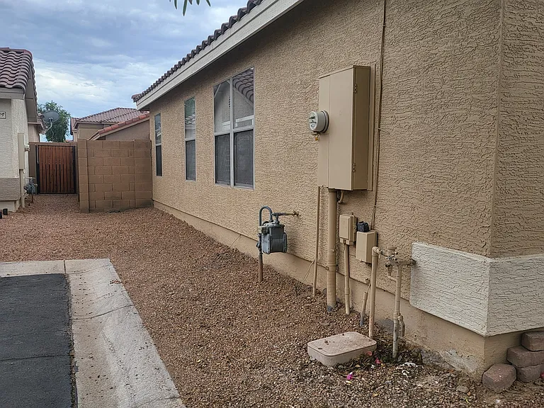 3931 S Nebraska St — Photo 3