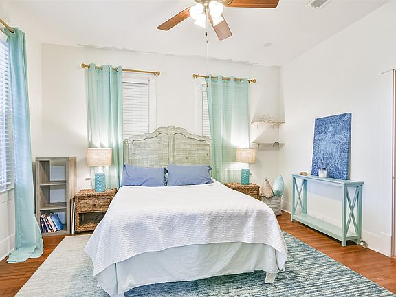 5th image of 3614 Avenue P 1/2