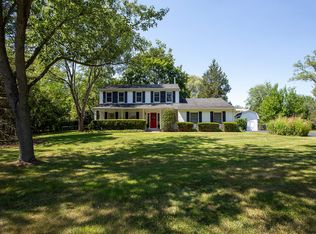 1940 Calvin Ct, Riverwoods, IL