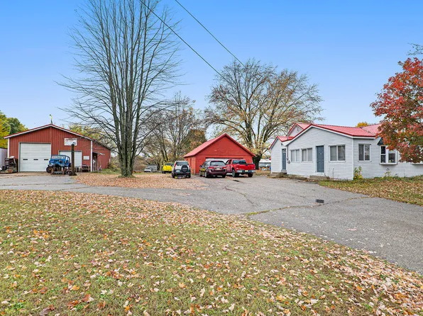 115 E 120th St, Grant, MI 49327