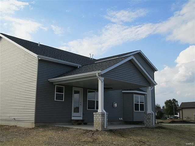 2nd image of 240 Hamel Ave