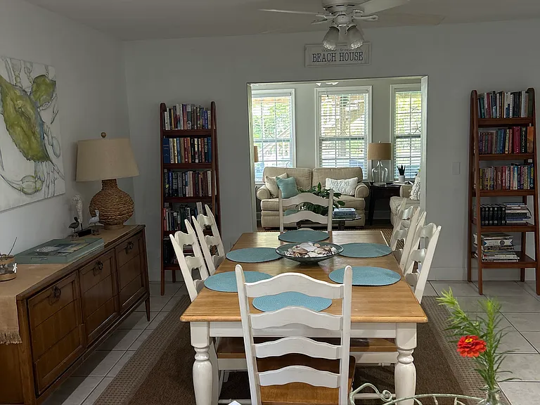 227 Georgia St #1B — Photo 3