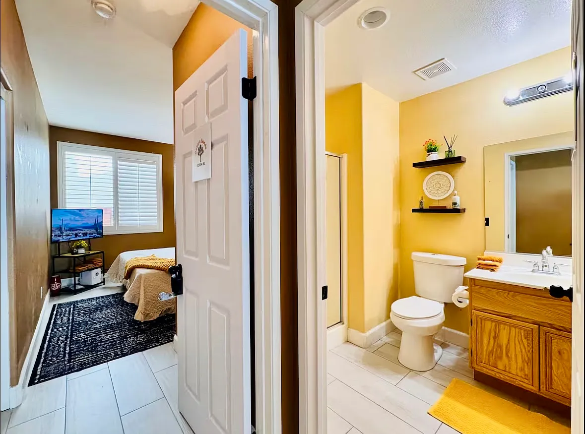5 bed, 2724 sqft, $3,399 — Photo 4