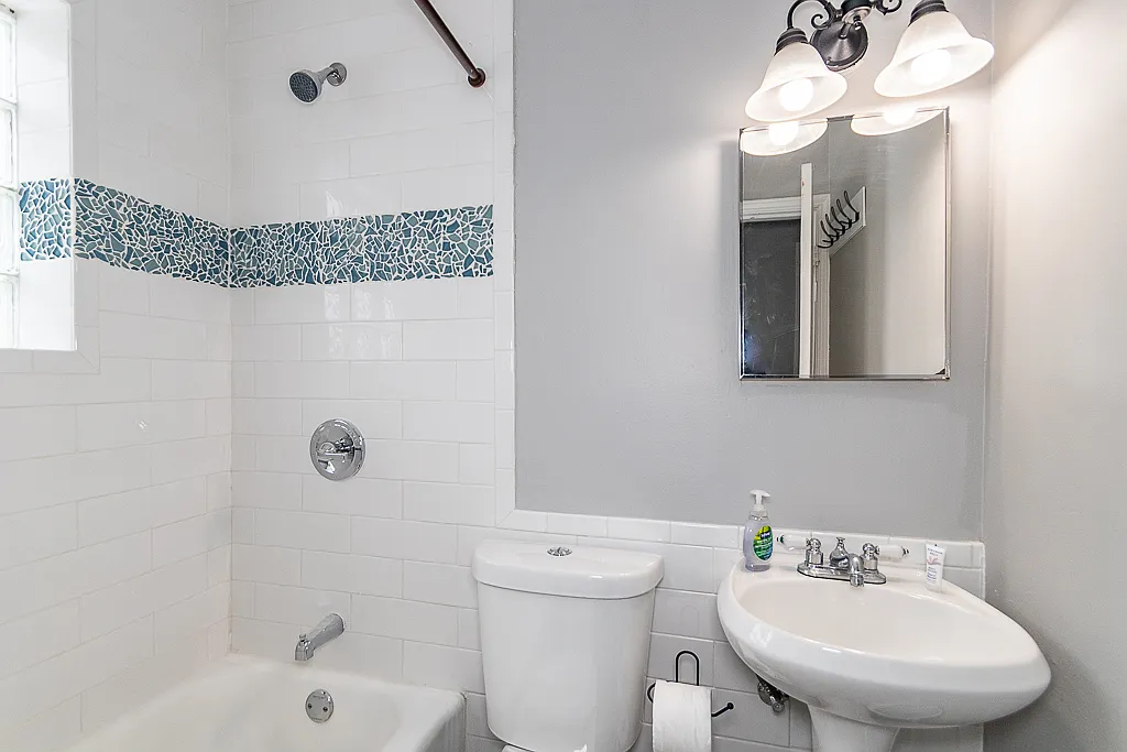 2 bed, $1,250 — Photo 2