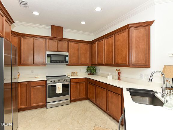5th image of 881 Bama Breeze Dr