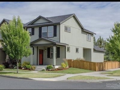 20548 NE Avro Pl, Bend, OR, 97701