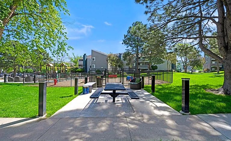 z-052826-Grove at City Center — Photo 28