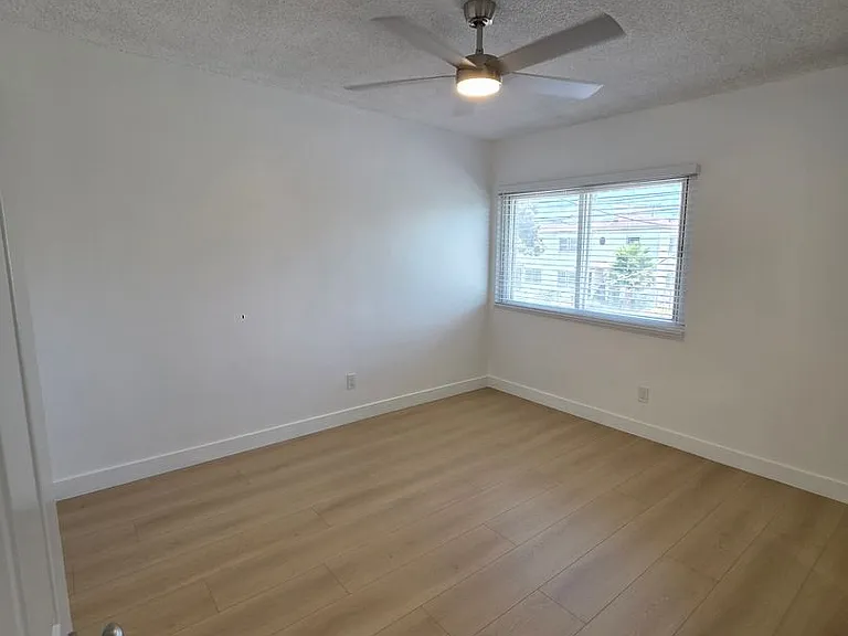 611 S Fir Ave — Photo 28