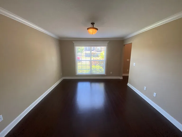 107 Powers Dr — Photo 5