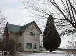 10304 Reeder Ave NE, Louisville, OH 44641