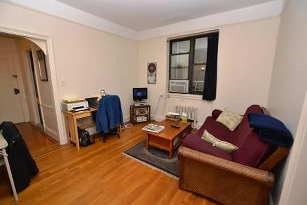 Rented by City Connections Realty | media 16