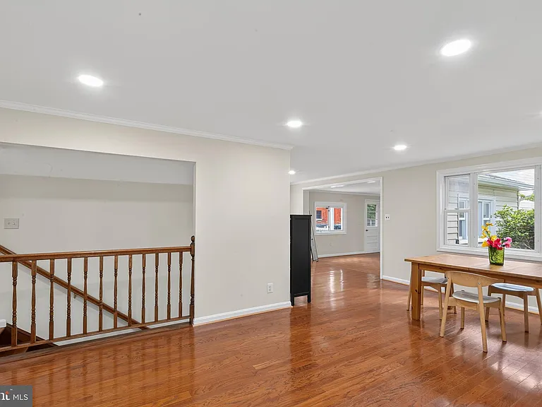 5129 Chowan Ave — Photo 8