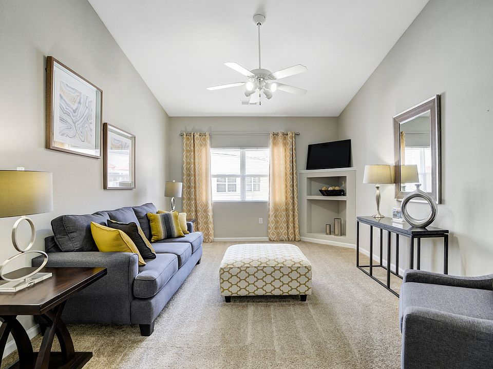 Spacious Living Room