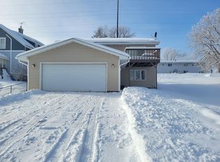 207 5th Ave NW, New Prague, MN 56071