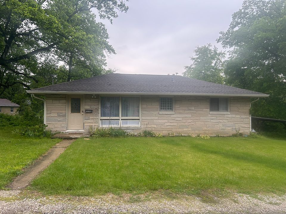 1st image of 2601 E 7th St