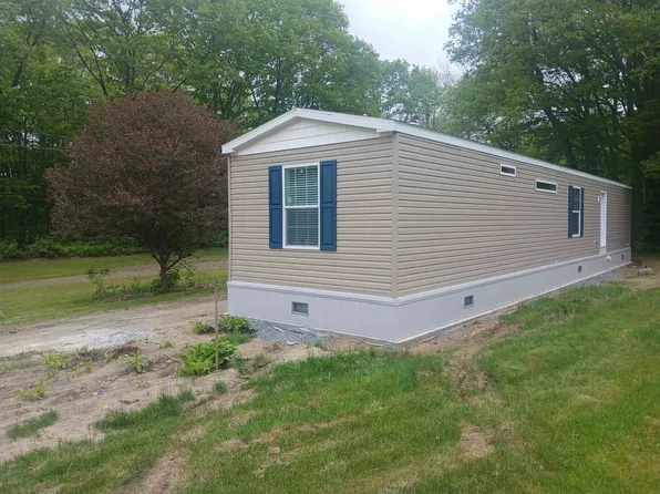 11 Cogswell Way, Enfield, NH 03748
