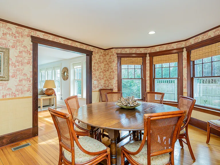 53 Meetinghouse Ln — Photo 20