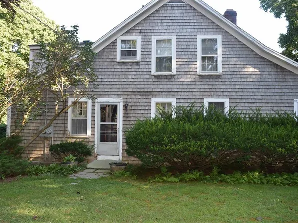 1 Old Warren Rd, Swansea, MA 02777