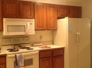 33 Brookside Dr, Stratham, NH 03885