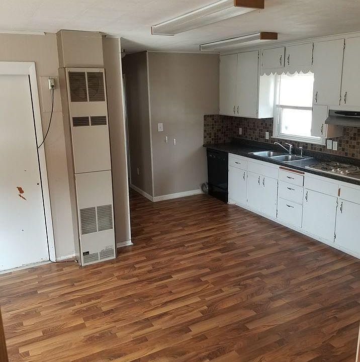 Kitchen and Living Room area