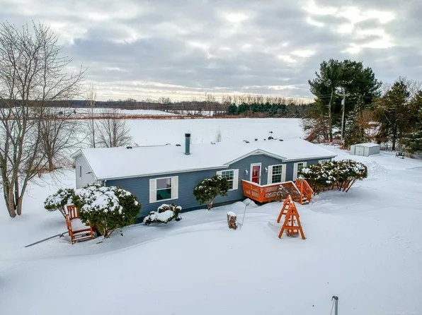 6698 Armstrong Rd, Imlay City, MI 48444