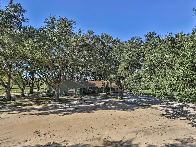 14114 Highway 36 — Photo 3
