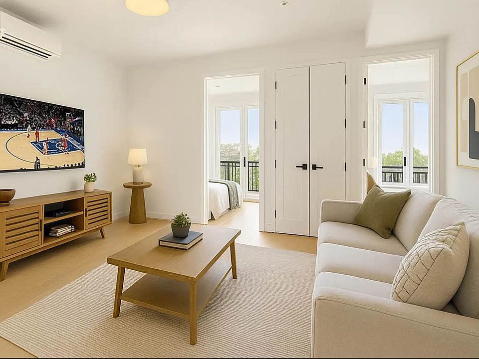 1st image of 630 Grand St #6D