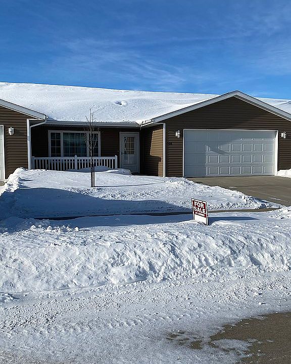 1st image of 808 Spruce Dr SW #808