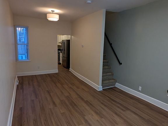 4th image of 202 Cherry St