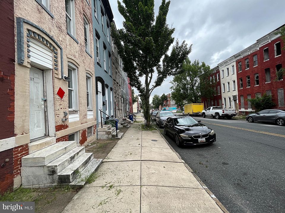 2nd image of 1117 N Carey St