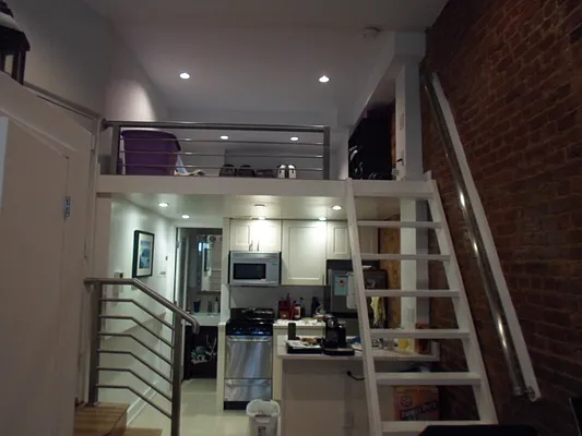 Rented by Sky Management | media 90