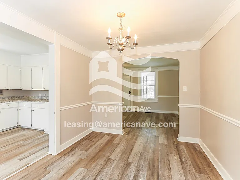 1443744_006_dining_room_6.jpg