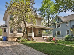 32 Washington Ave, Rutherford, NJ 07070