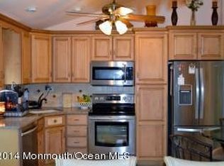 3 Amherst Ln, Hazlet, NJ 07730