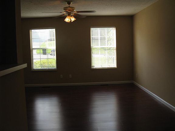 3rd image of 6044 Tennyson Dr