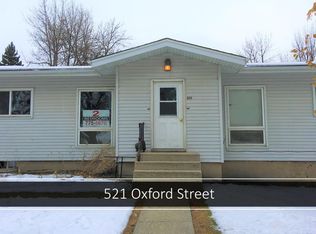 521 Oxford St, Grand Forks, ND 58203