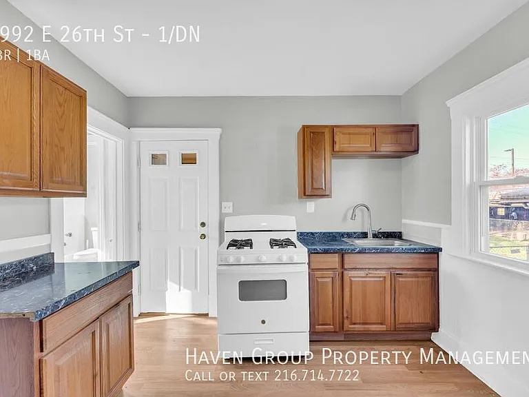 3992 E 26th St — Photo 8