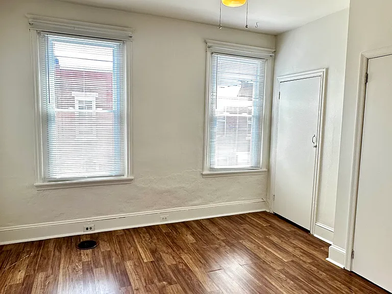 1820 S Chadwick St — Photo 15