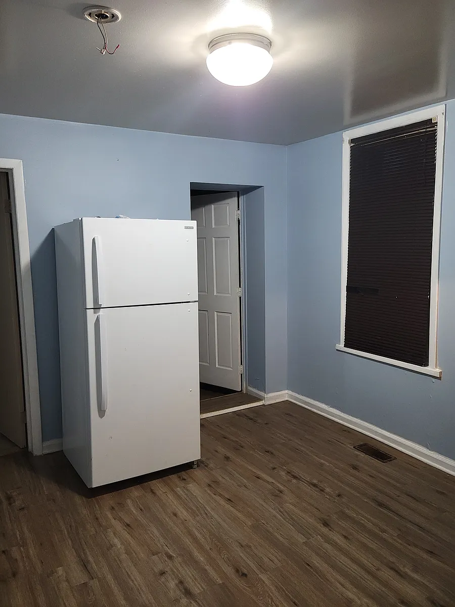 Building Photo - 1846 Wsaratoga St #1