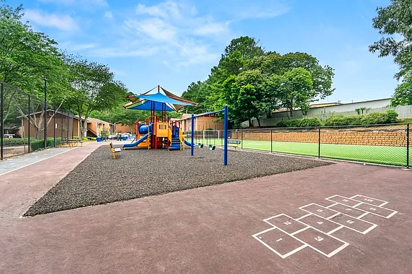Playground-Sports Court